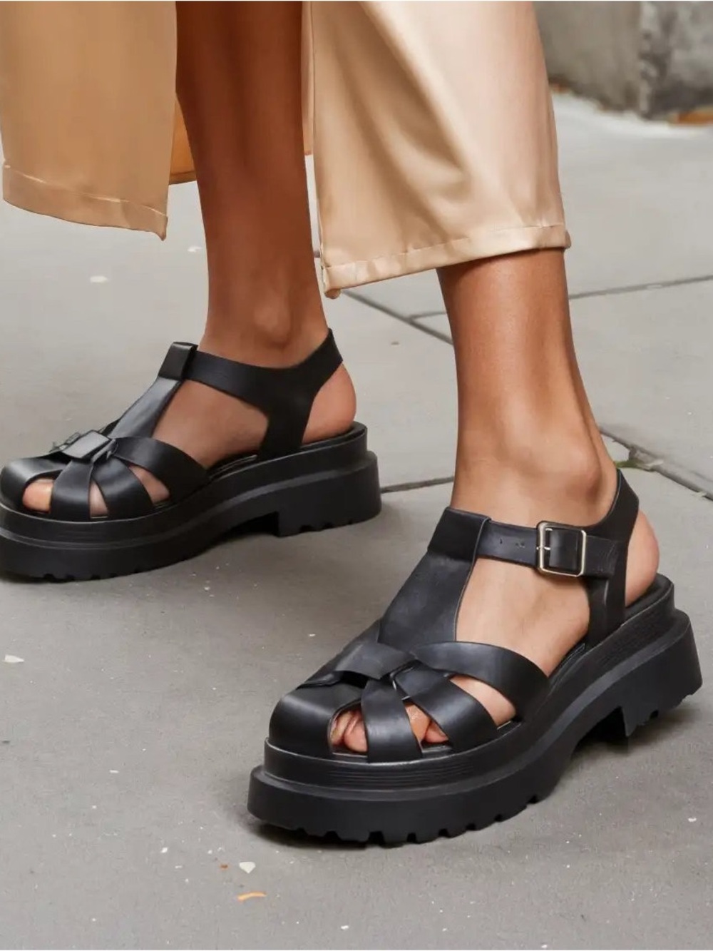 DNA Footwear Black Chunky Platform Fisherman Sandals 90s inspired size 42